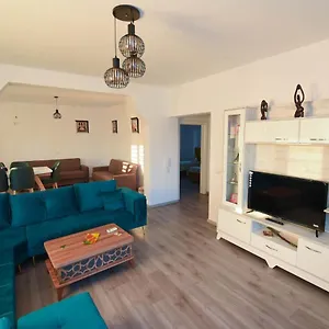 Emma , Durrës Albania